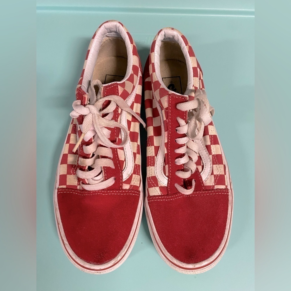 Vans Unisex Old Skool (Primary Check) Skate Shoe, men sz 6.5, women sz 8, red
